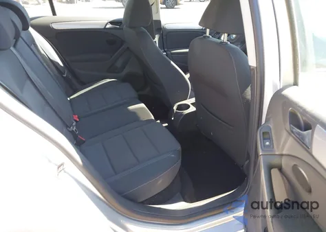 2010 Volkswagen Golf 4-Door из США, поврежденный, VIN WVWDB7AJ4AW411640